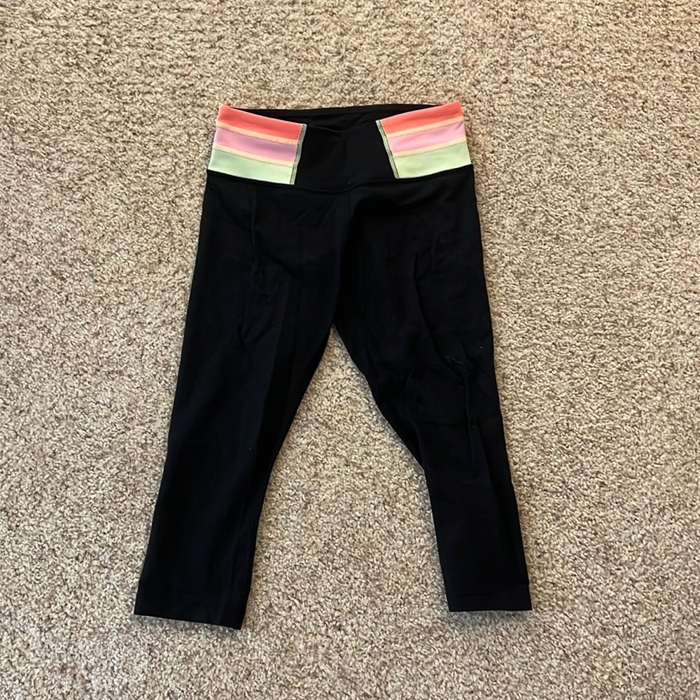 Lululemon crops